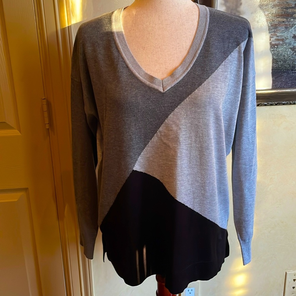 Verve Ami V-neck Sweater